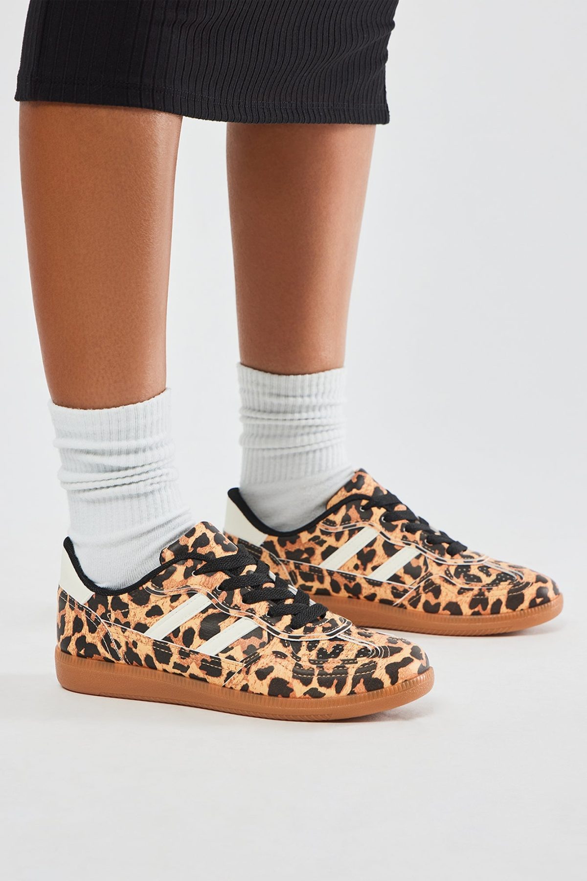 Set The Trend Sneakers - Leopard