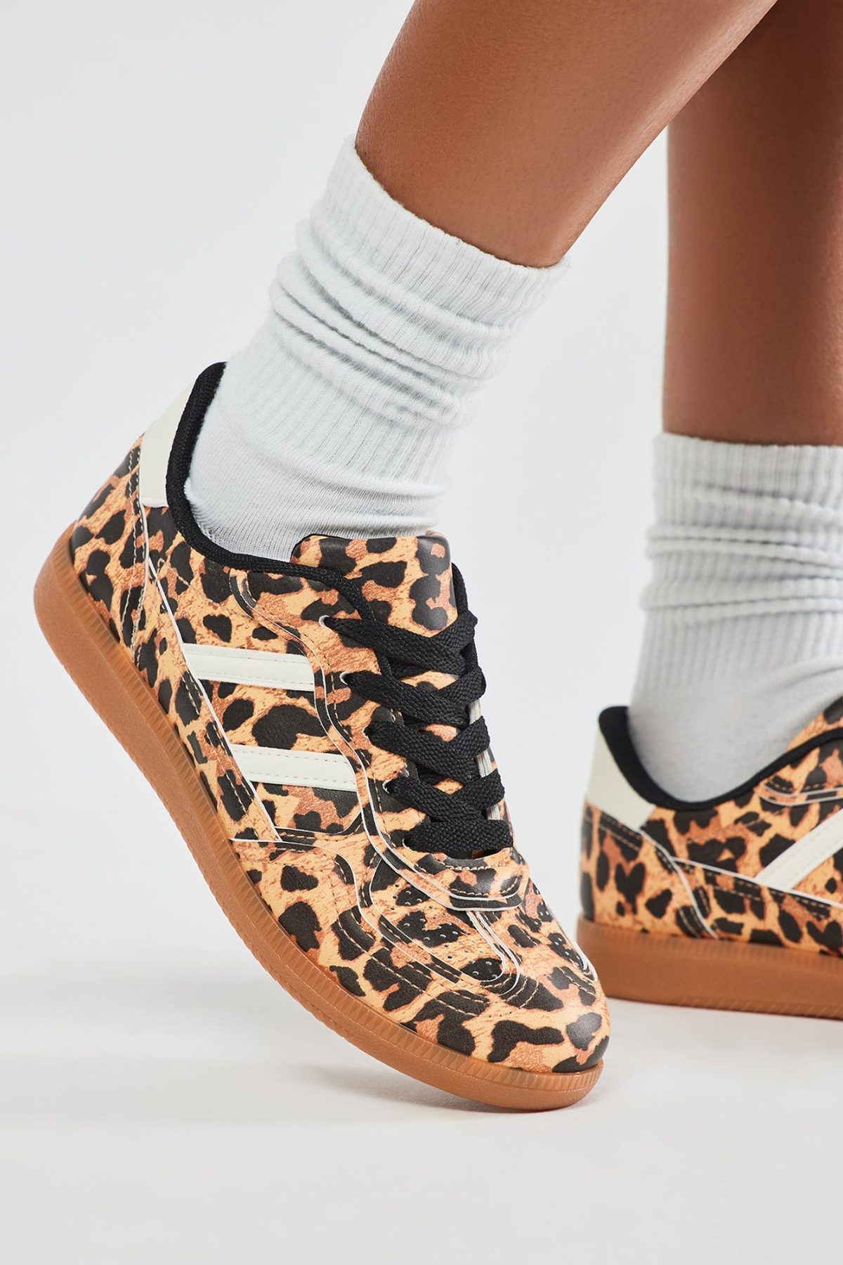 Set The Trend Sneakers - Leopard