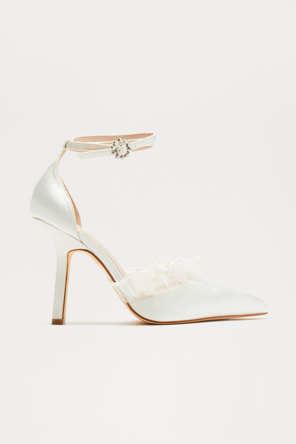 Larisa Satin Pumps - White