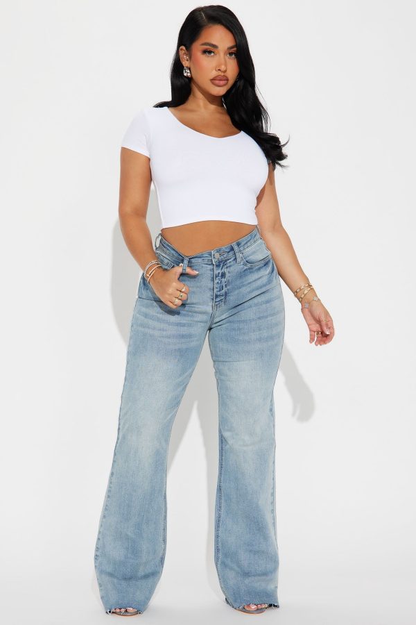 She's The Moment Stretch Bootcut Jeans - Medium Wash