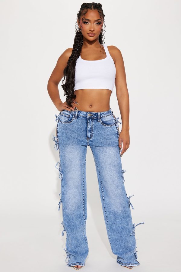 Tied In A Bow Stretch Straight Leg Jeans - Medium Wash