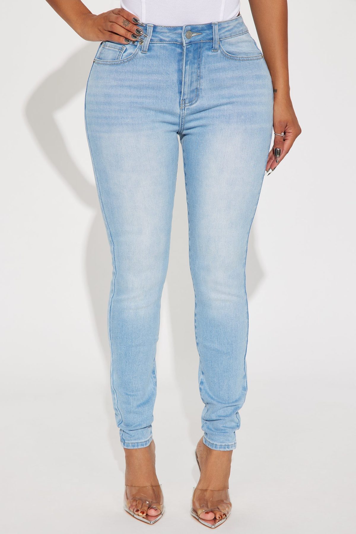 Eriss Stretch Skinny Jeans - Light Wash