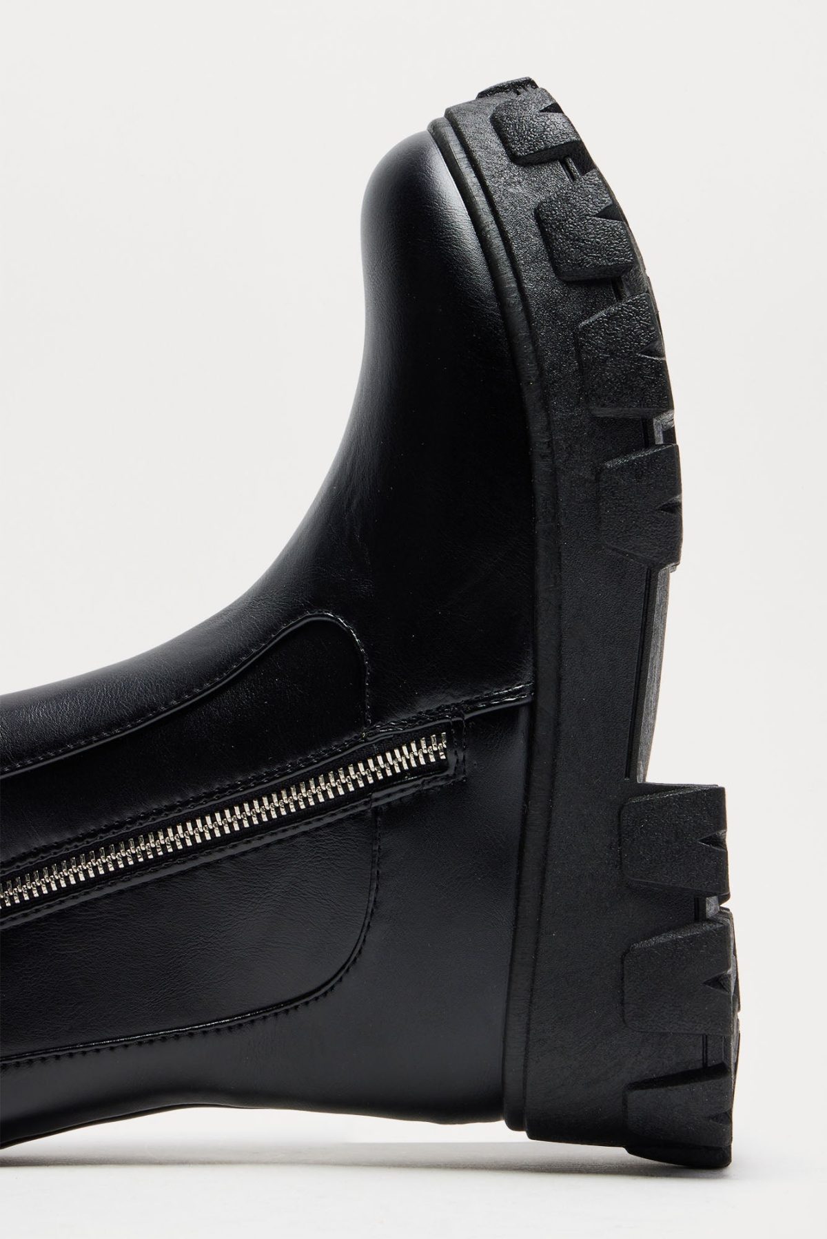 Huxley Zipper Booties - Black