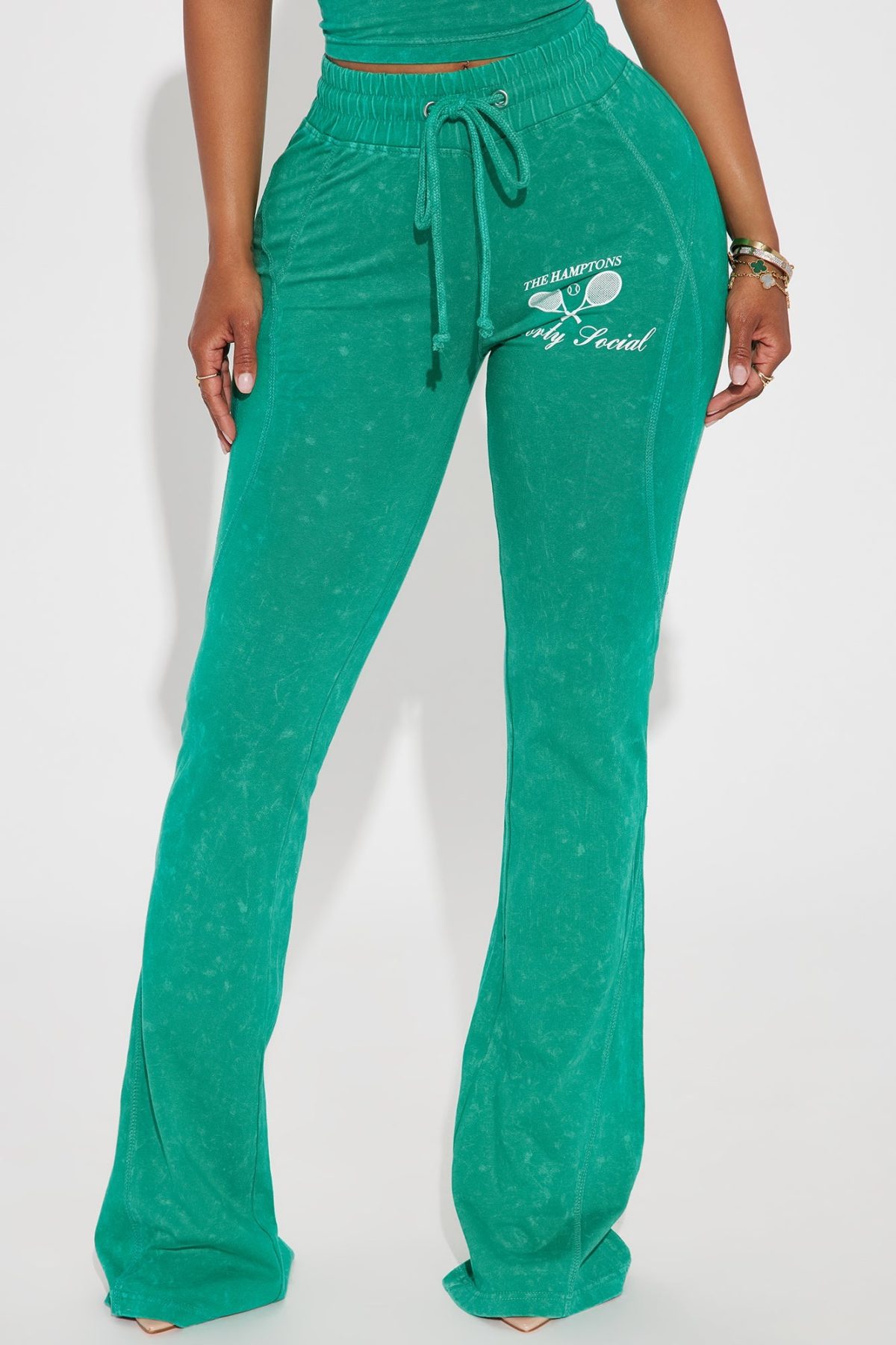 The Hamptons Sporty Flared Pant - Green