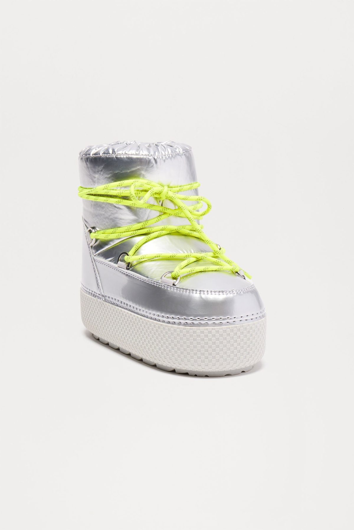 Hit The Snow Platform Booties - Silver