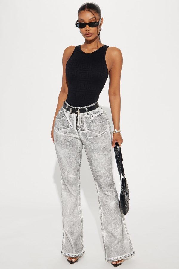 Staying Put Flare Pant - White/combo