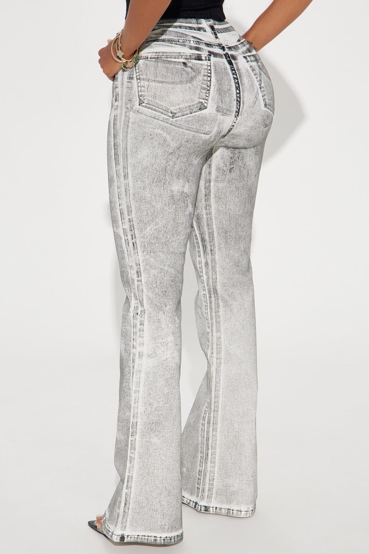 Staying Put Flare Pant - White/combo