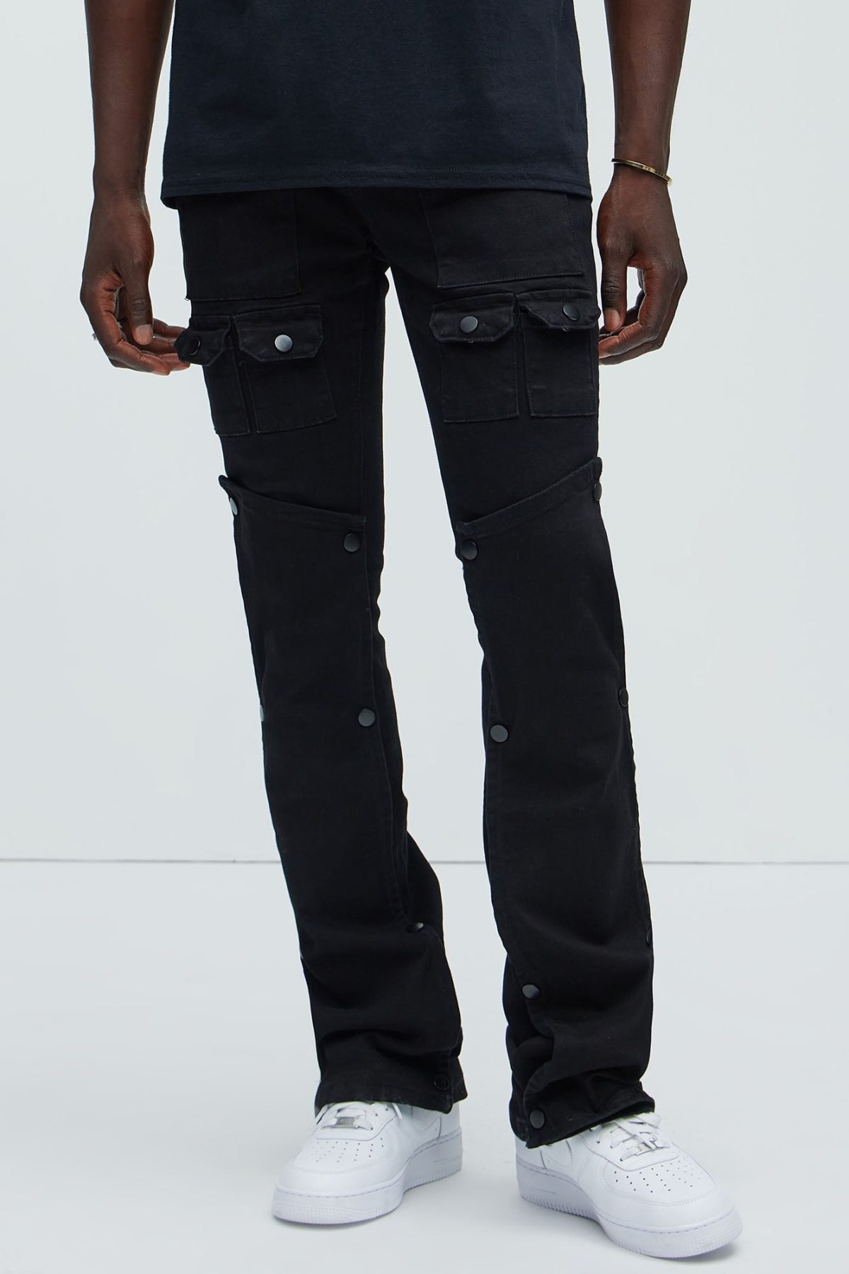 Utility Snap Pockets Flare Jeans - Black