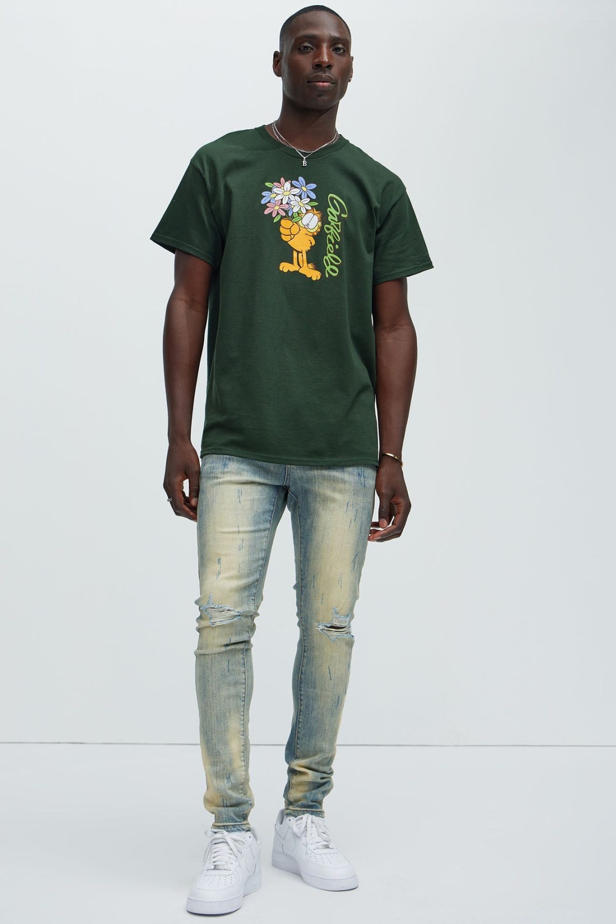 Garfield Flower Bed Short Sleeve Tee - Green