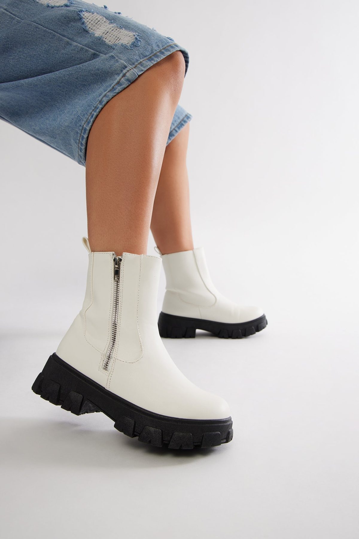 Huxley Zipper Booties - White