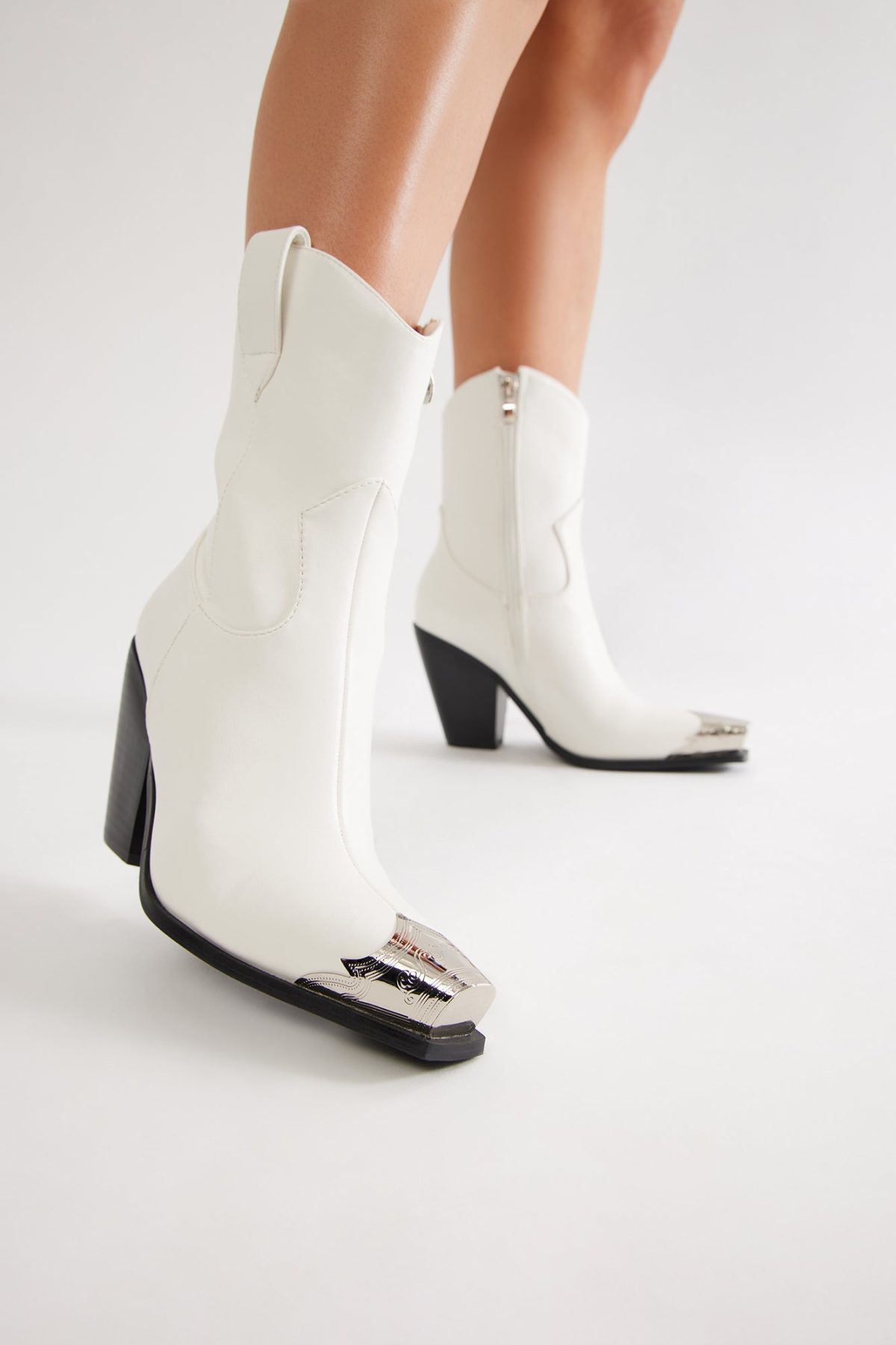 Western Cutie Cowboy Booties - White