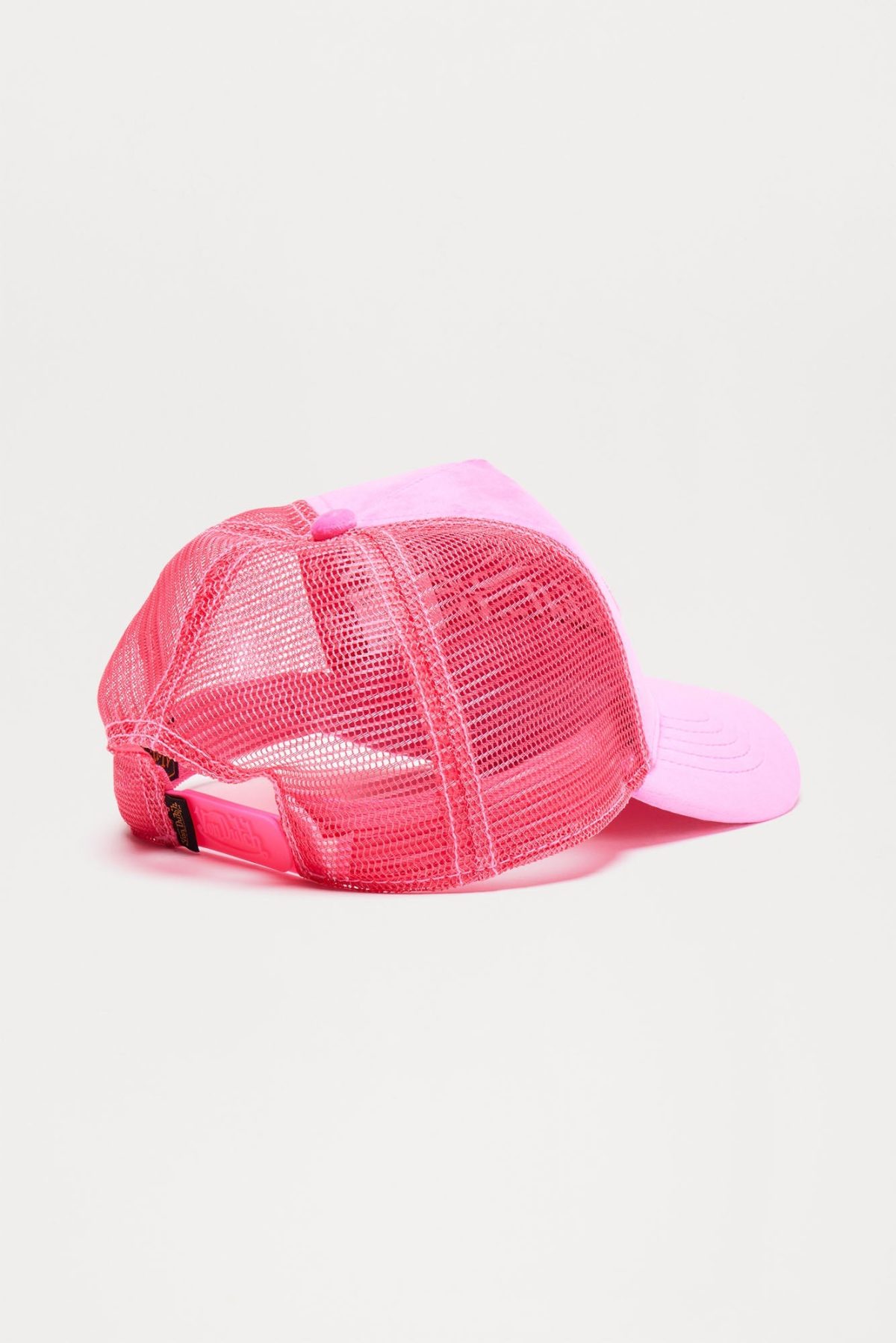 Von Dutch Pink Velvet Trucker Hat - Pink