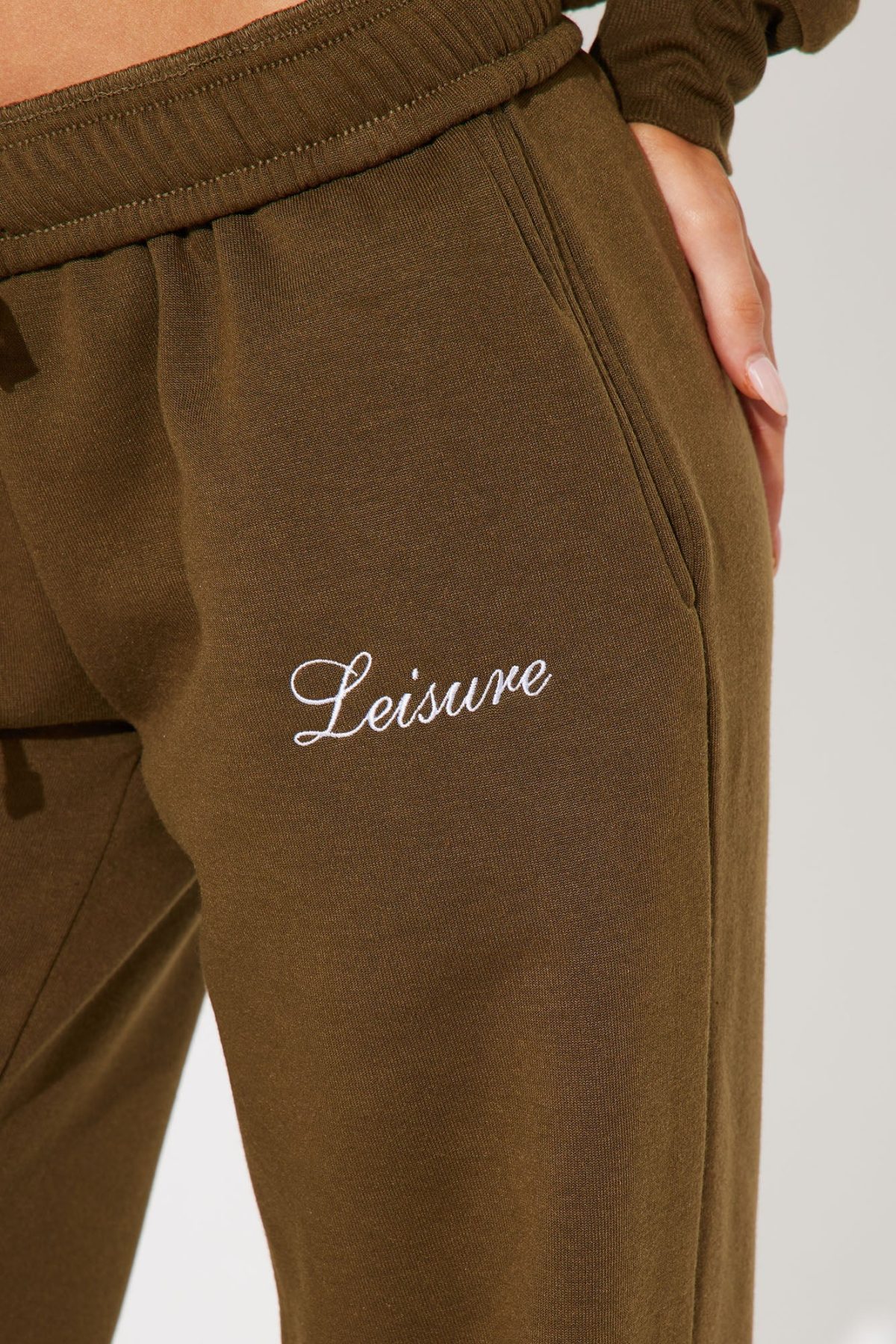 Life Of Leisure Fleece Pant Set - Olive