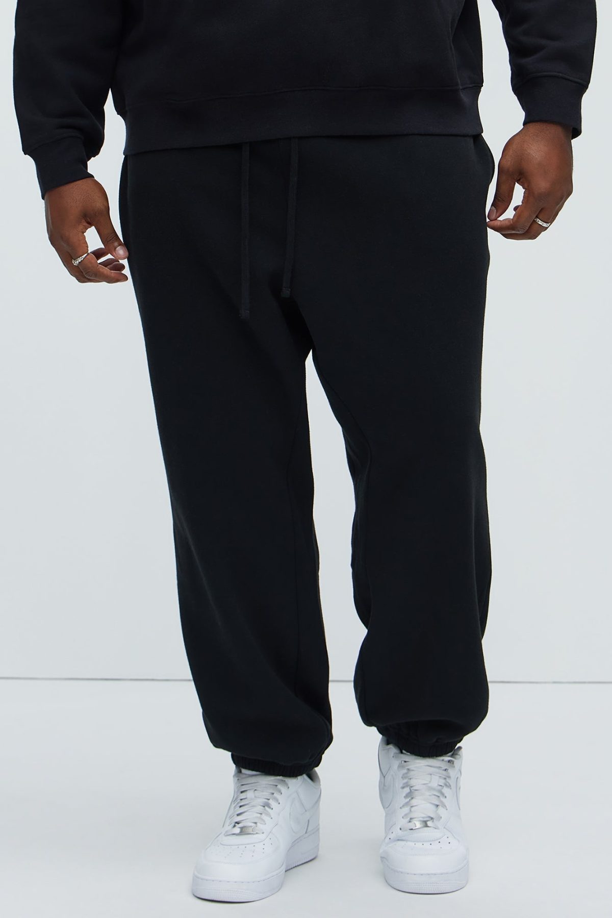 Tyson Relaxed Gusset Jogger - Black