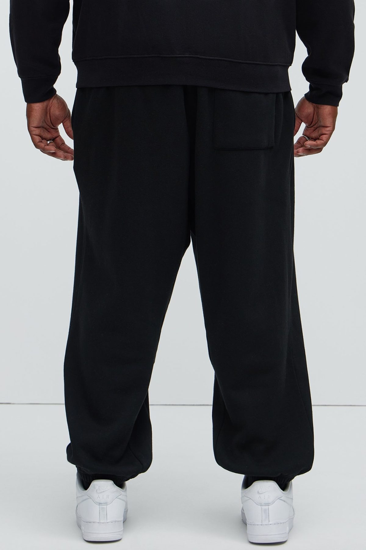 Tyson Relaxed Gusset Jogger - Black