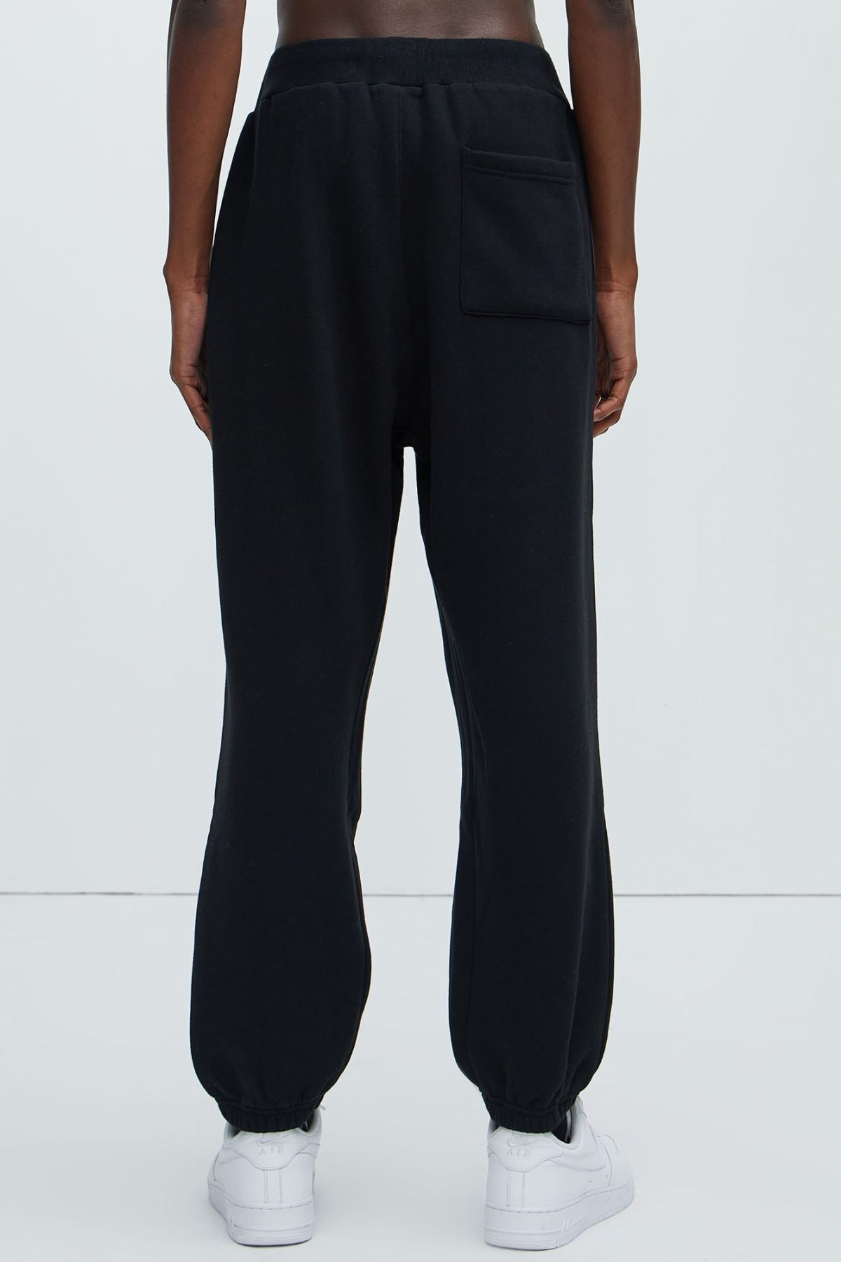 Tyson Relaxed Gusset Jogger - Black