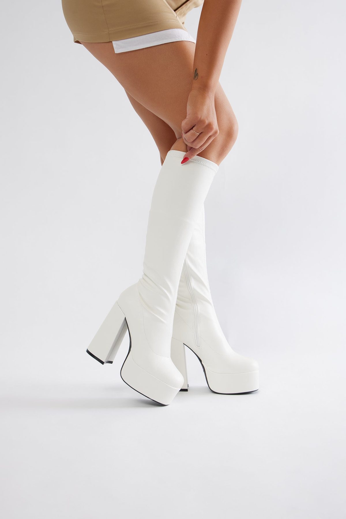 Camden Platform Boots - White