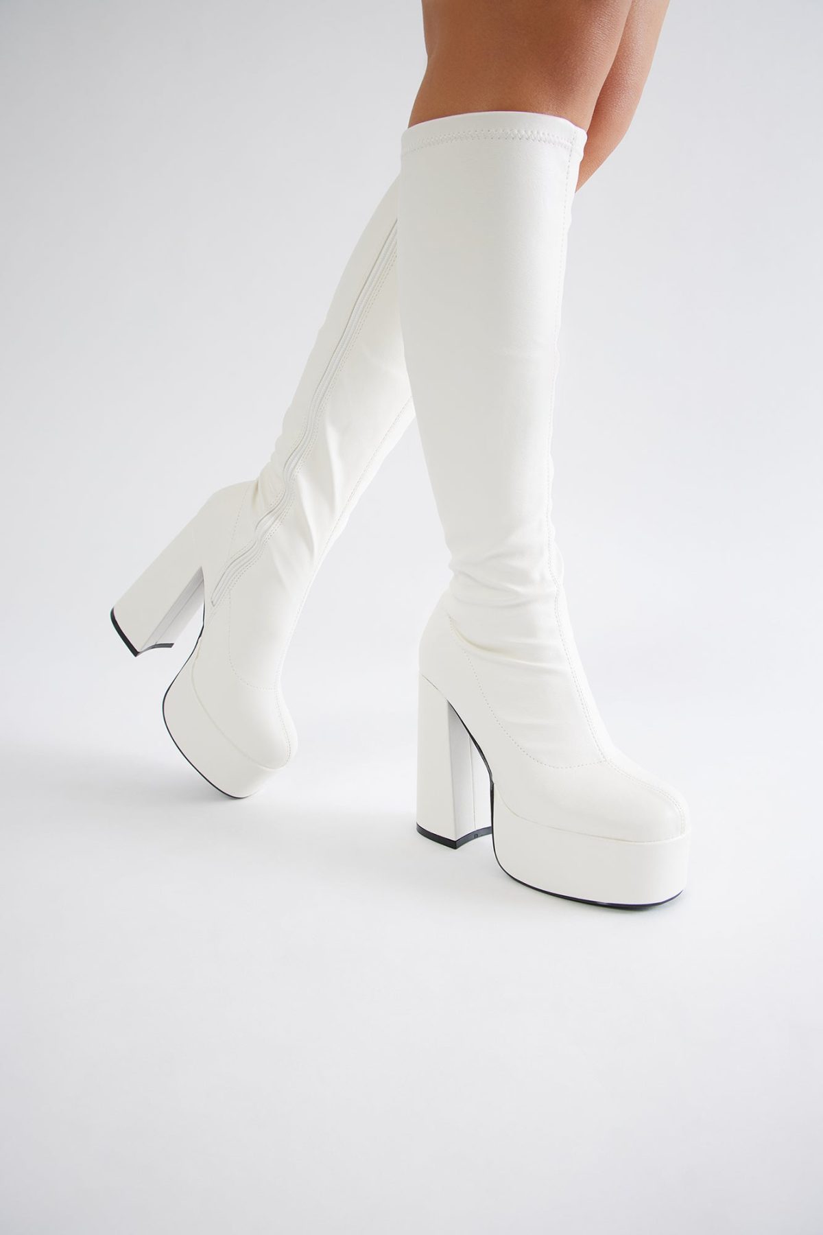 Camden Platform Boots - White