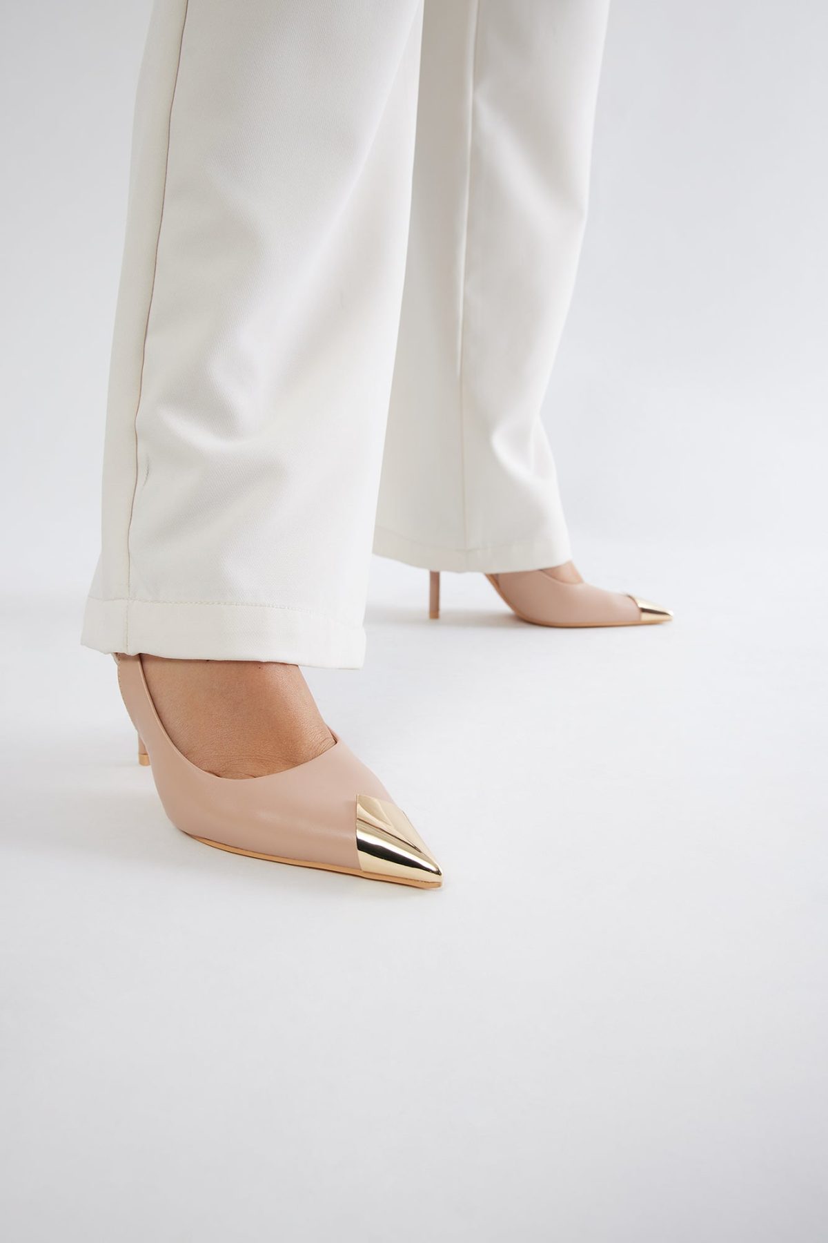 Elvera Slingback Pumps