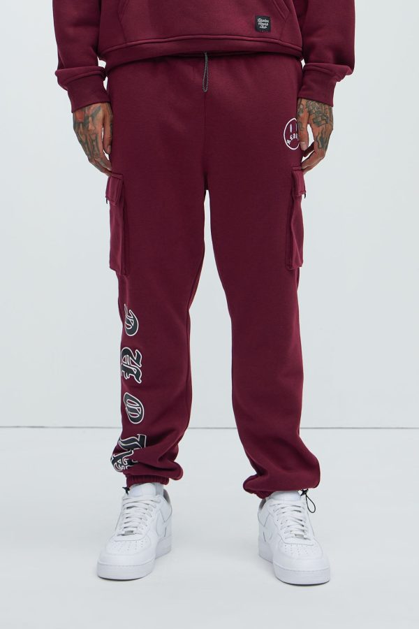 Never Alone Cargo Sweatpant - Burgundy