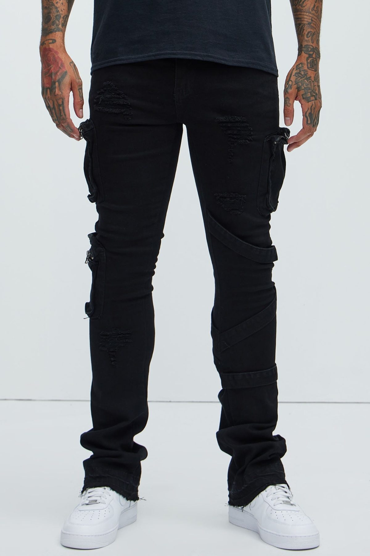 Find Out Cargo Flare Jeans - Black