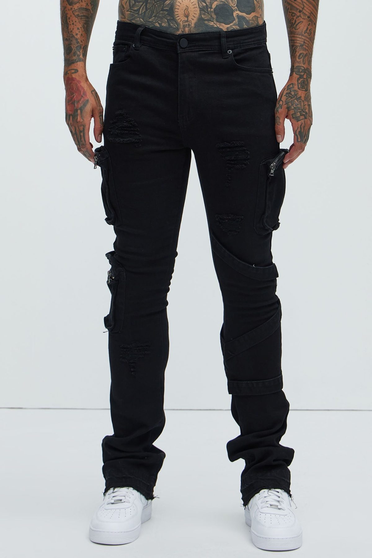 Find Out Cargo Flare Jeans - Black