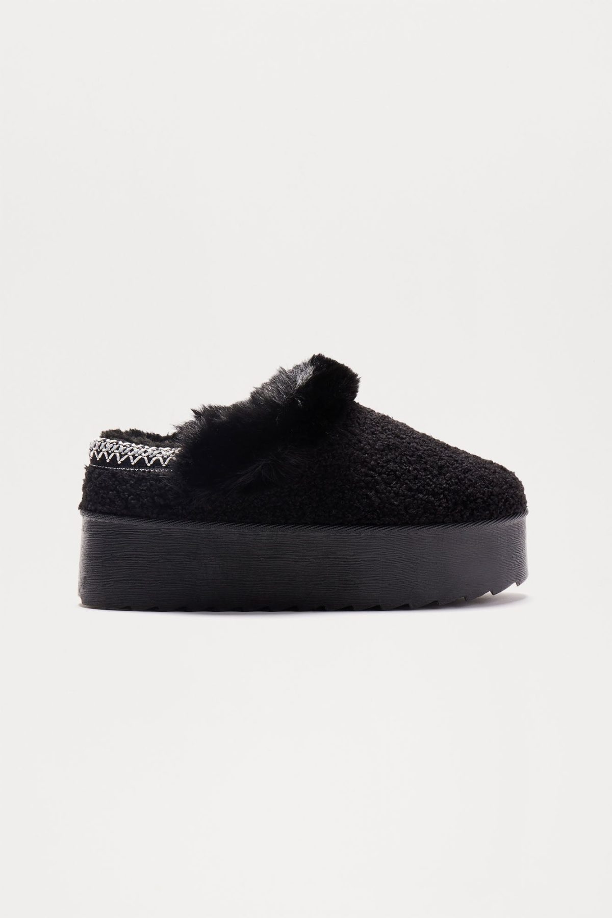 So Tuned In Platform Slippers - Black