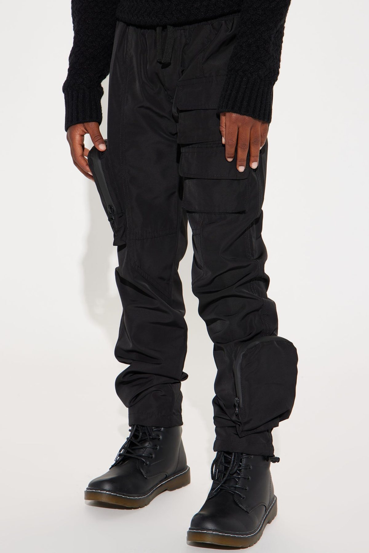 Mini Pockets Always Full Nylon Pant - Black