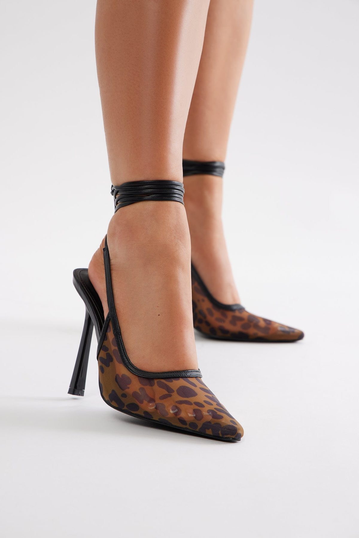 Leia Wrap Up Pumps - Leopard