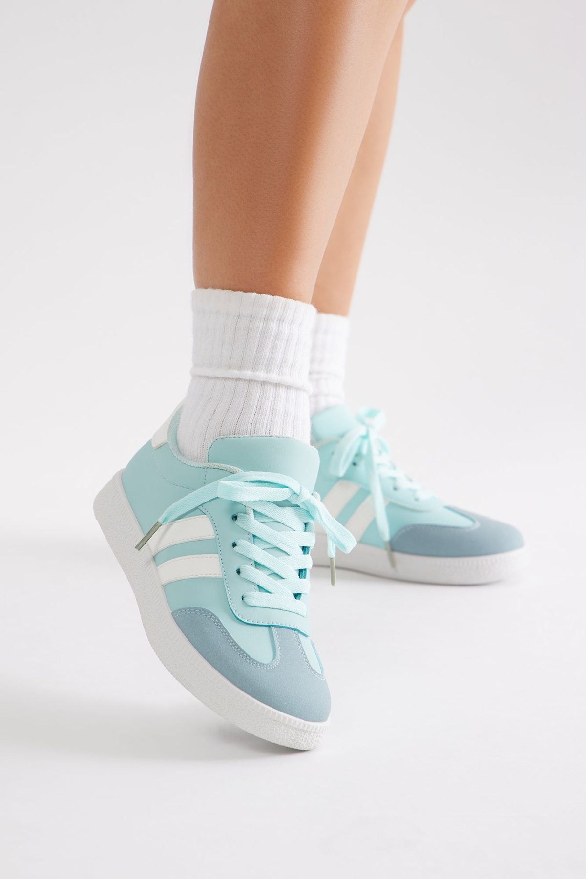 Peyton Sneakers - Blue