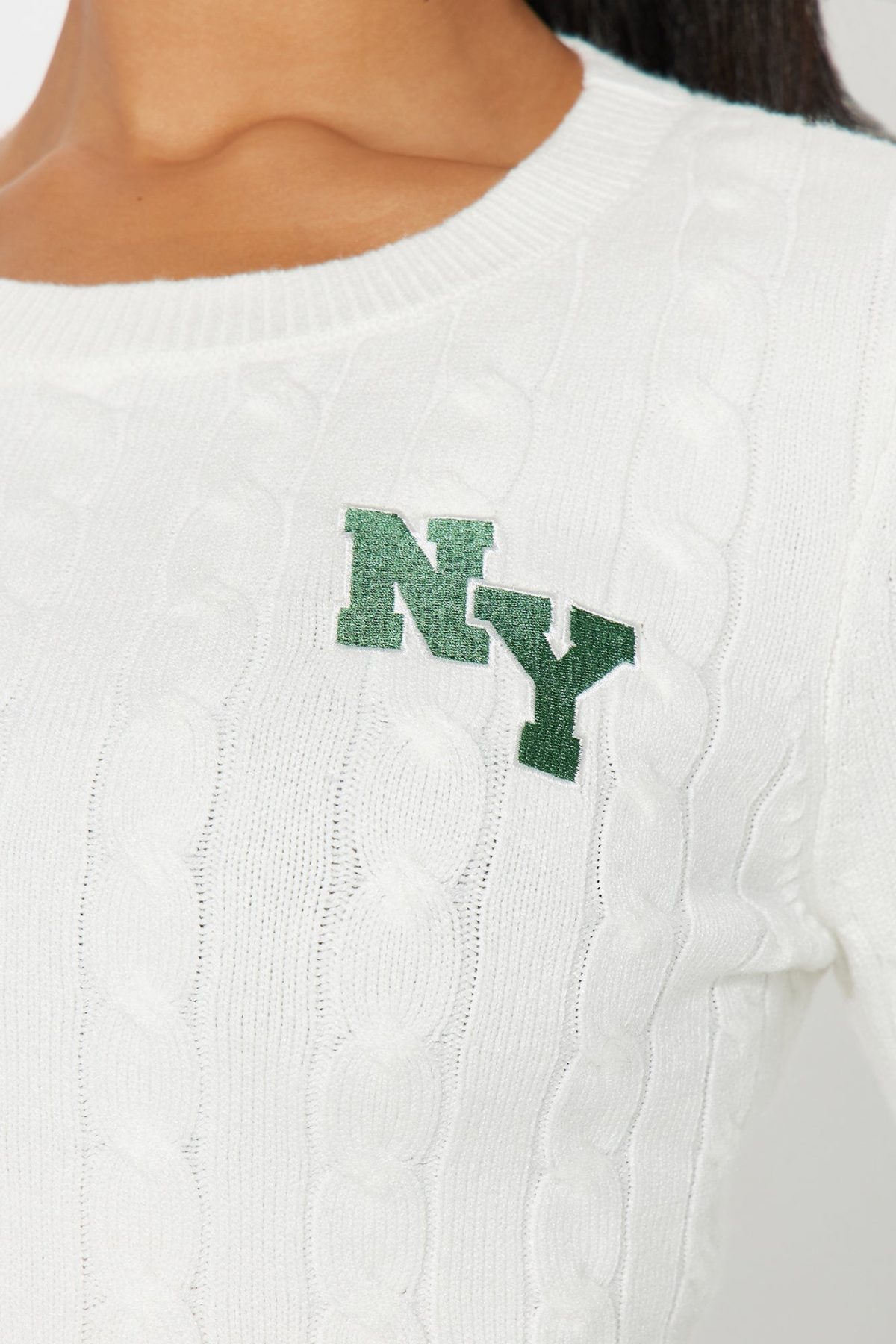 New York Cable Knit Sweater - White/combo