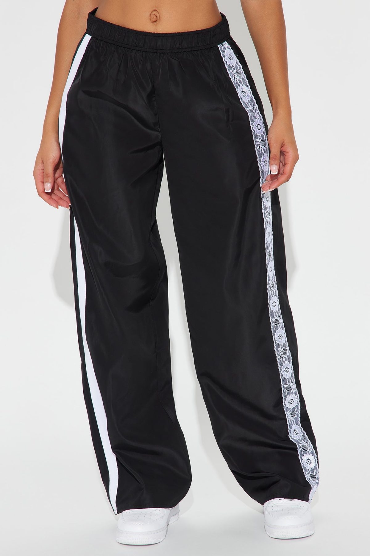 Keep Your Pace Track Pant - Black