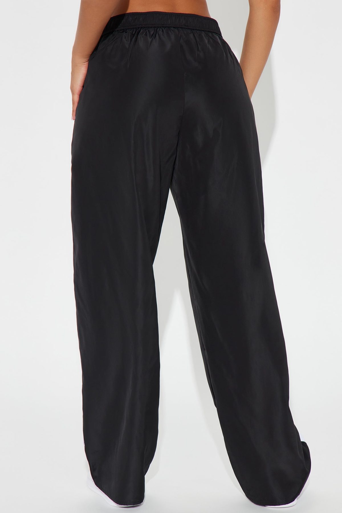 Keep Your Pace Track Pant - Black