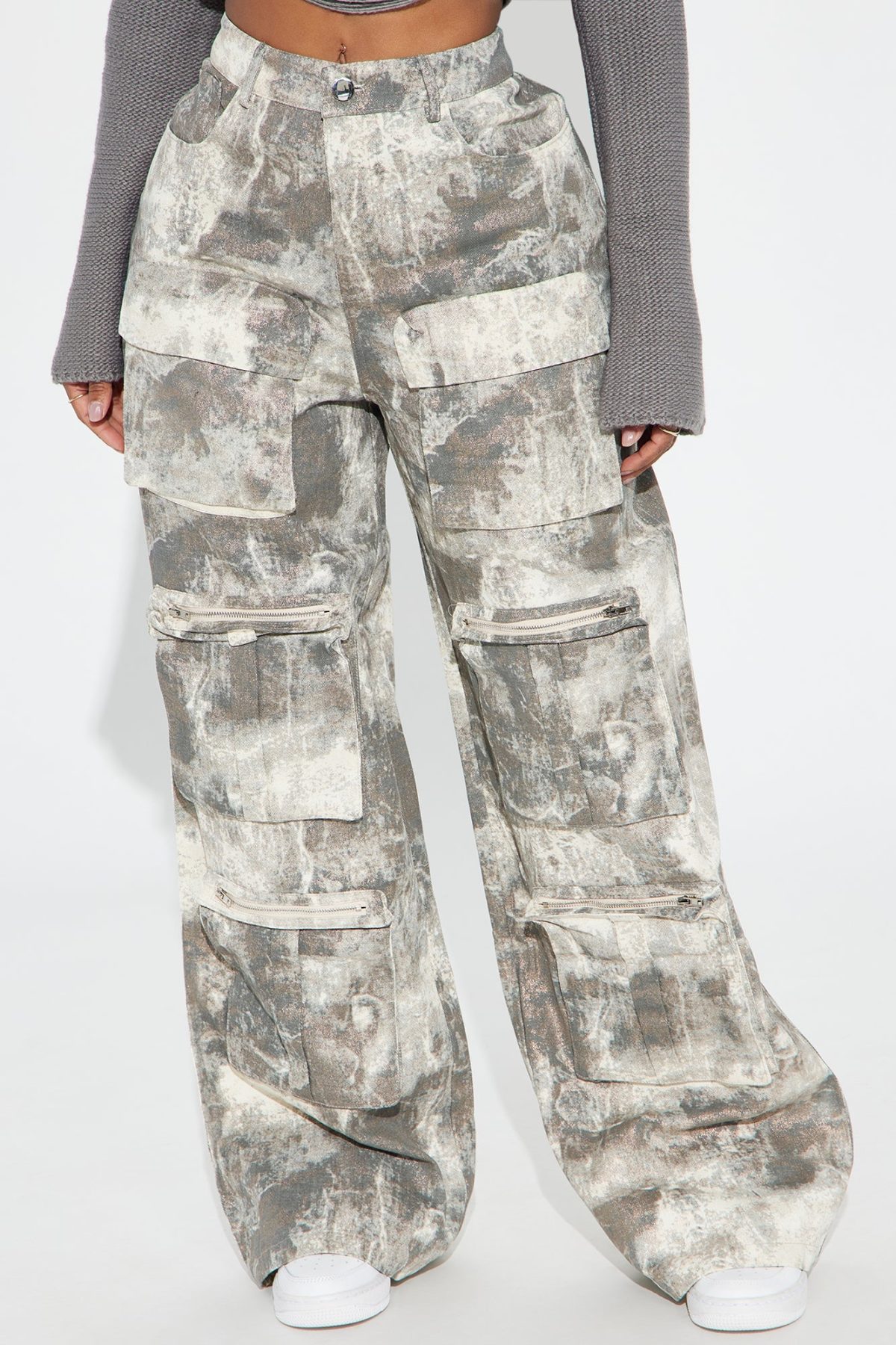 Revealing Myself Foil Cargo Pant - Cream/combo