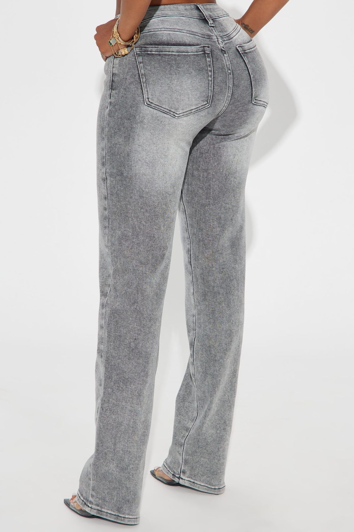 V Nice To Meet You Straight Leg Jeans - Grey