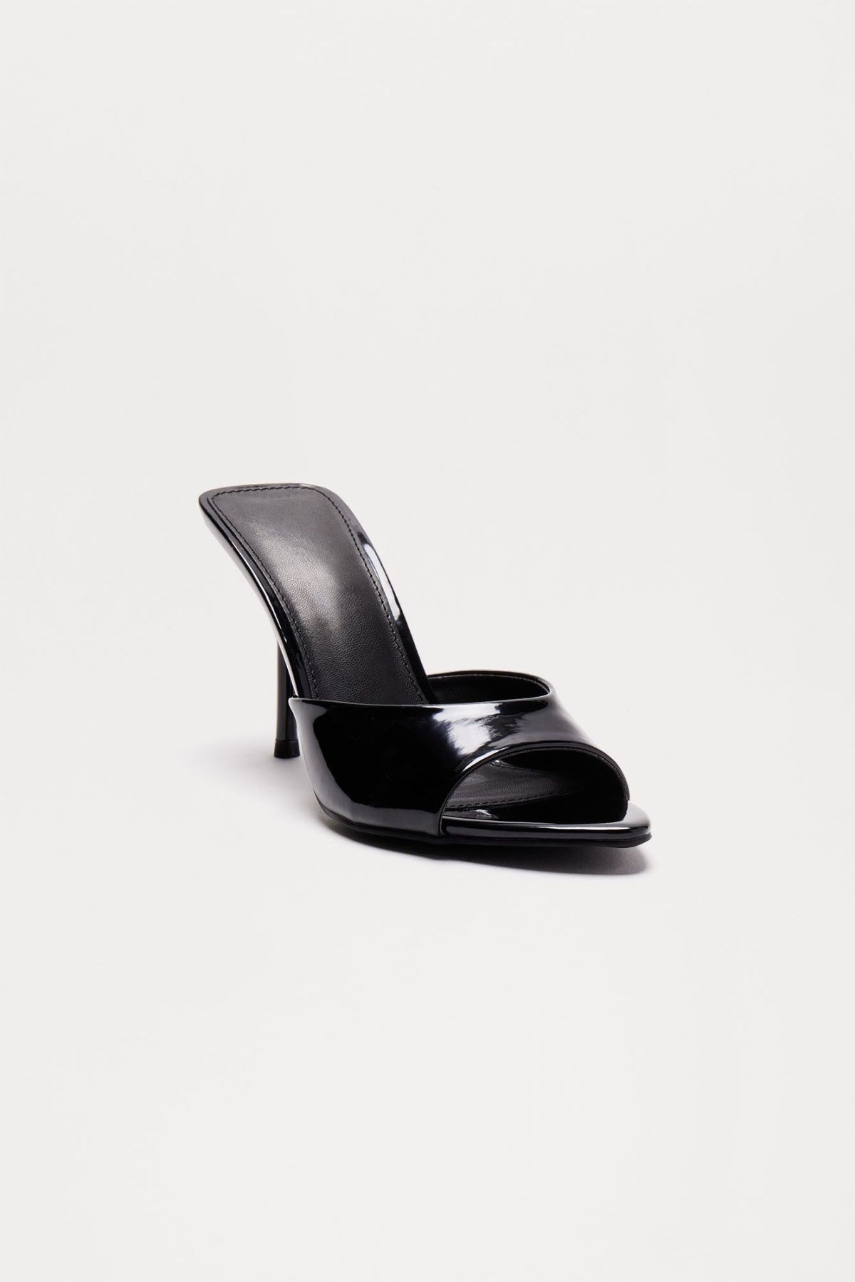 Getting Into It Mules - Black