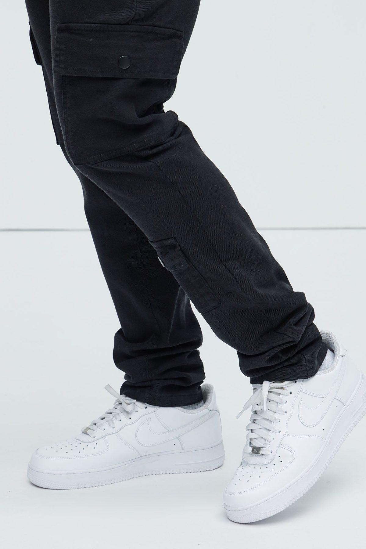 I'm Feeling Stacked Skinny Cargo Pants - Black