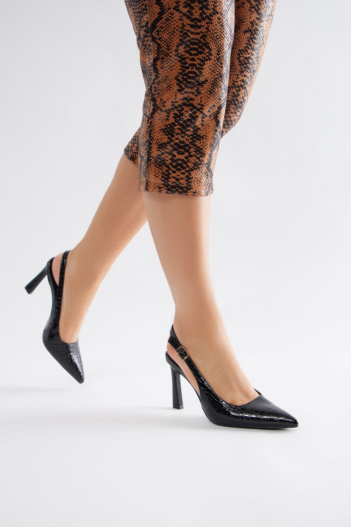 Samantha Slingback Pumps - Black/combo