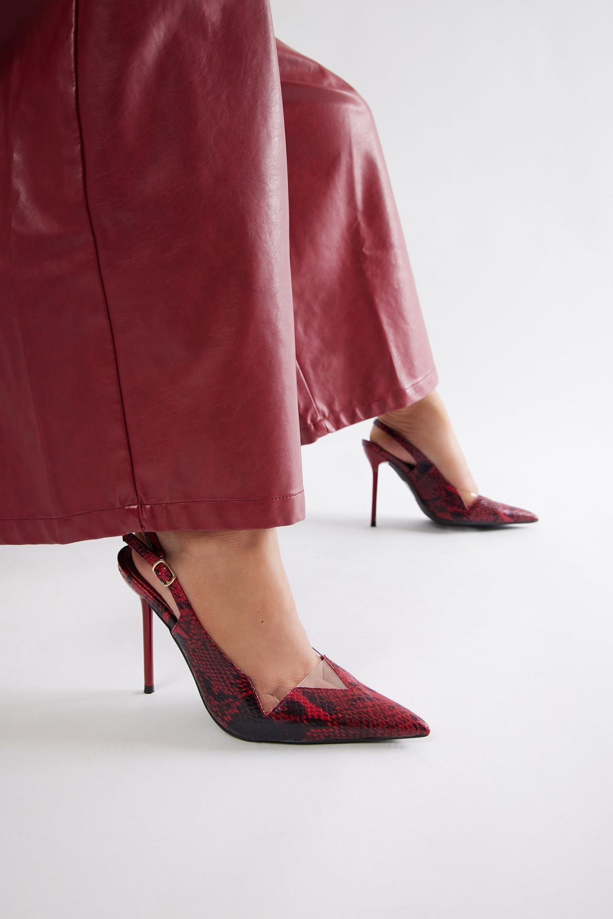 Avalon Slingback Pumps - Red