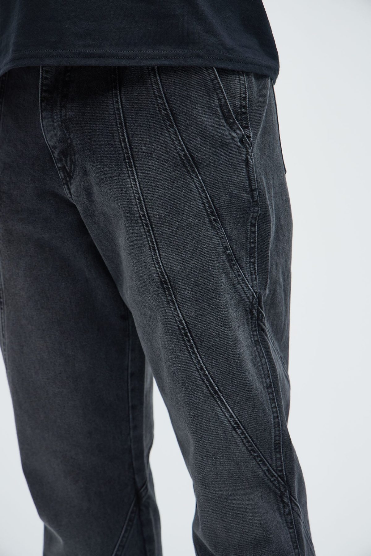 Reese Stacked Slim Flare Jeans - Black Wash