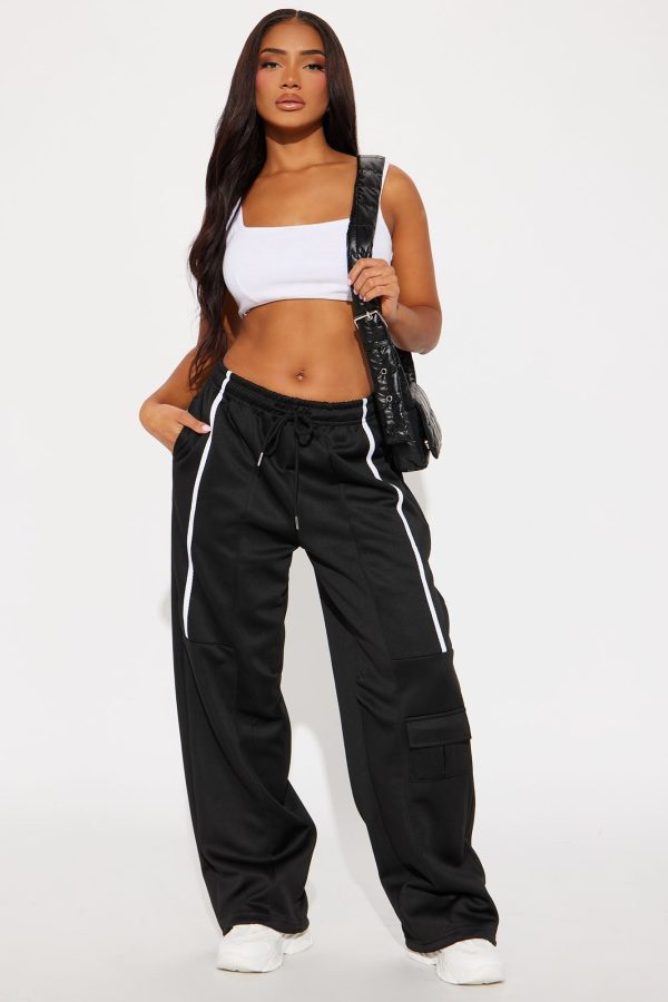 Street Vibe Wide Leg Jogger - Black/White