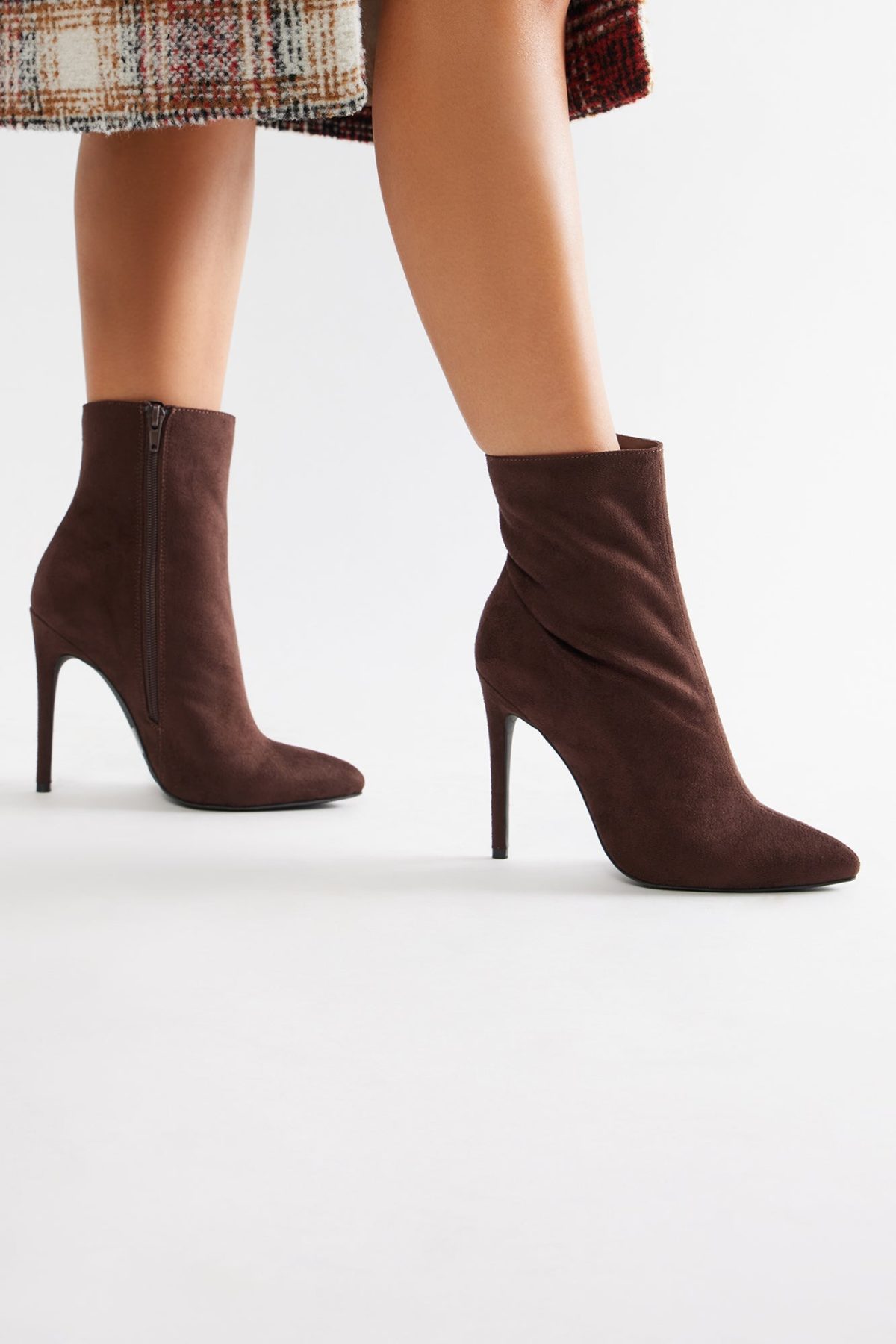 Last Minute Booties - Chocolate