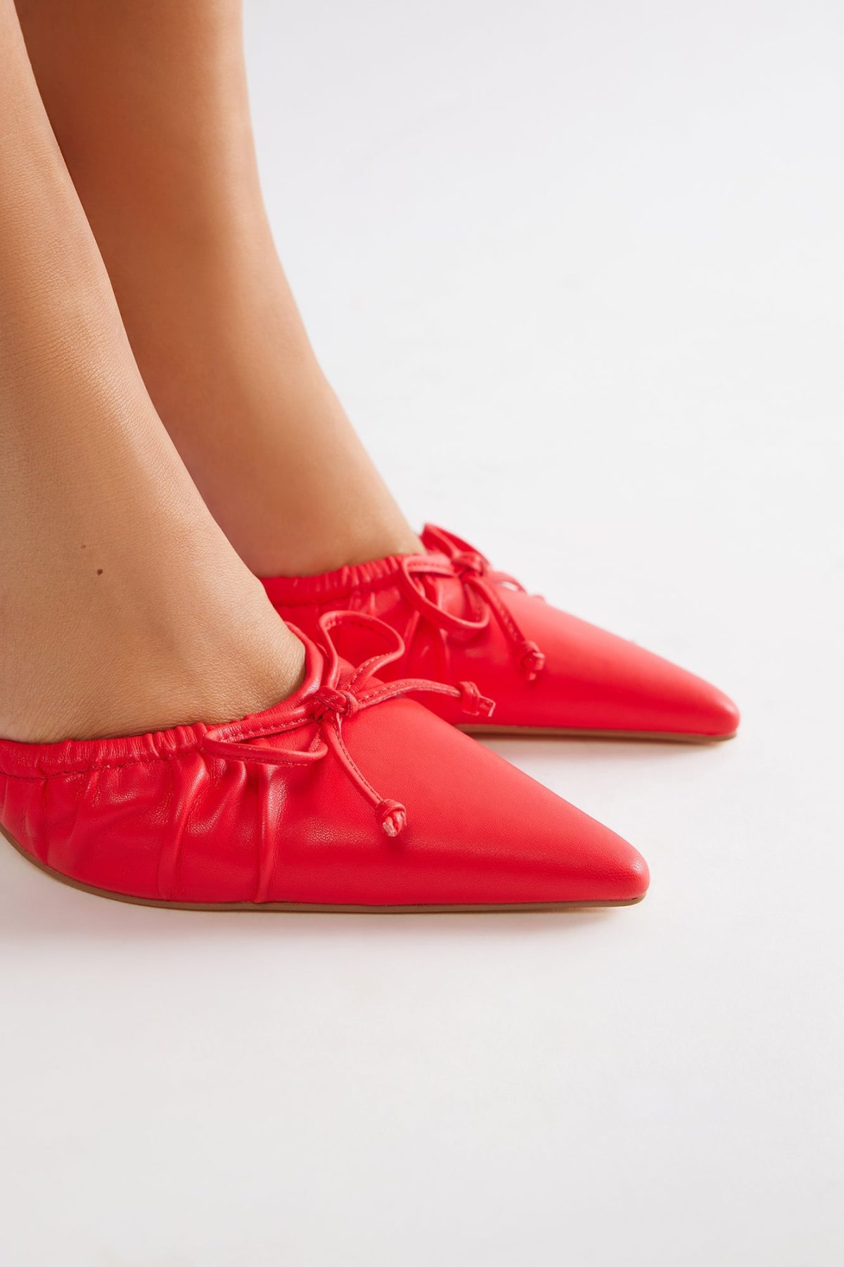 Lorelai Bow Pumps - Red