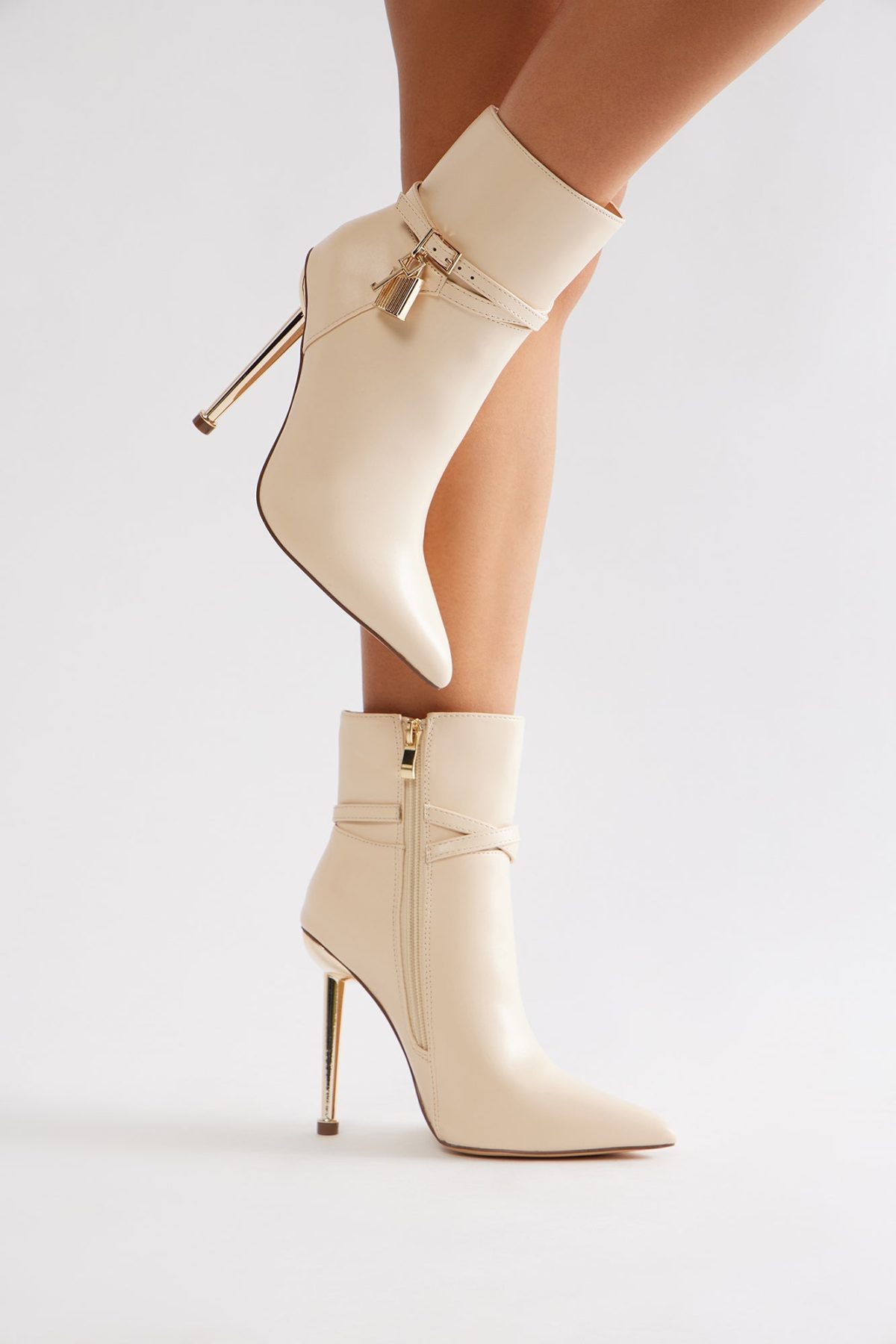 Jagger Hardware Booties - Cream